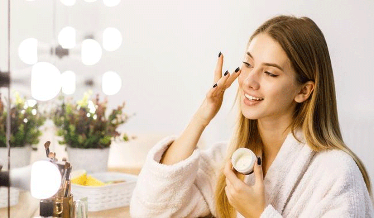 Skincare And Mental Health Tips For a Confident Every Day